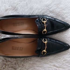 Gucci size 40